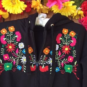 Mexican embroidered hoodie sweater size Small